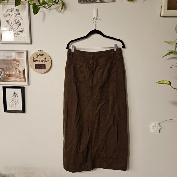 NWOT Retro Style Brown Denim Skirt With Slit - Picture 2 of 6